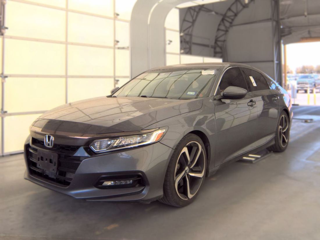 2018 HONDA Sport