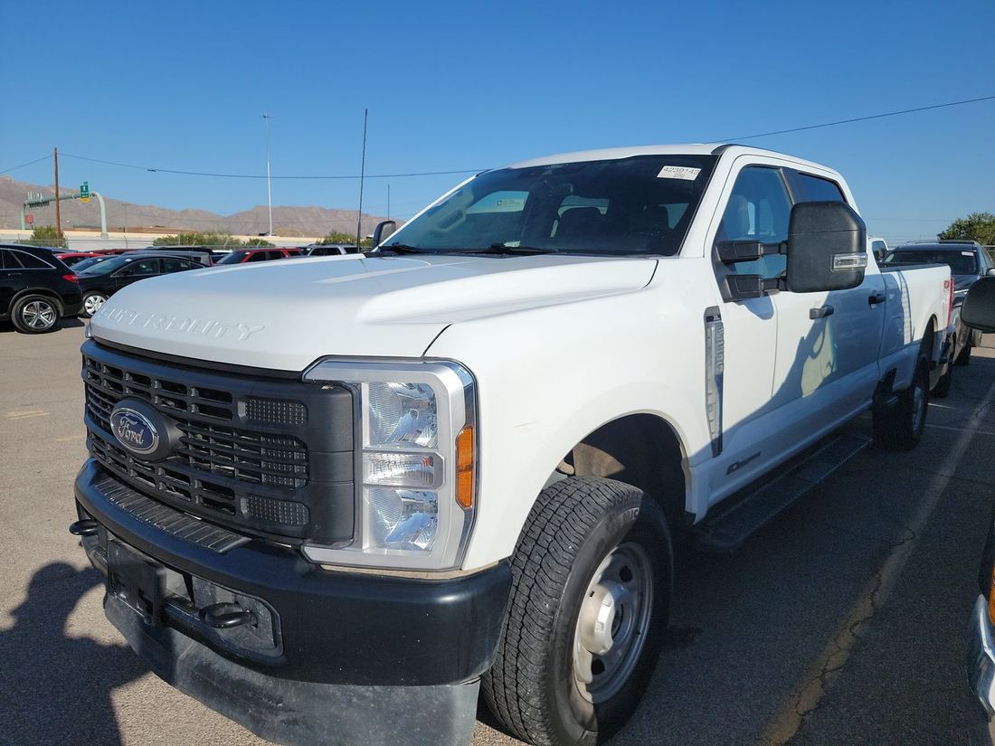 2025 Ford F-Series Super Duty-Single Rear Wheels
