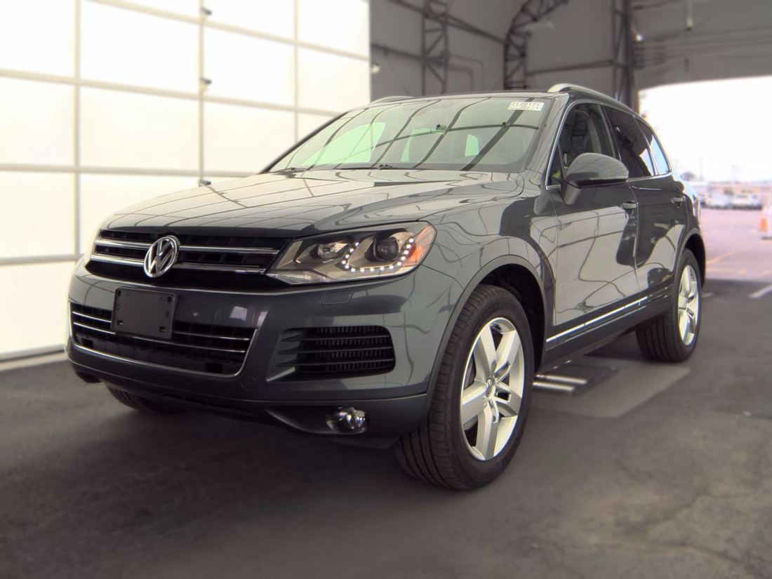 2013 VOLKSWAGEN V6 FSI, TDI