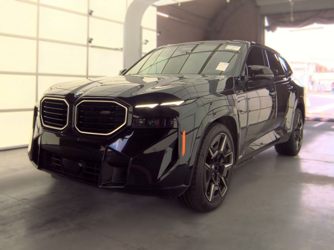 2023 BMW XM