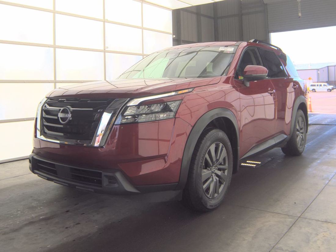 2024 Nissan SV