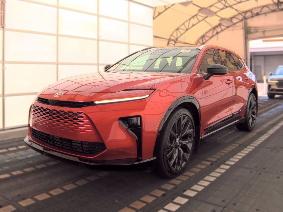 2025 Toyota 38 Series