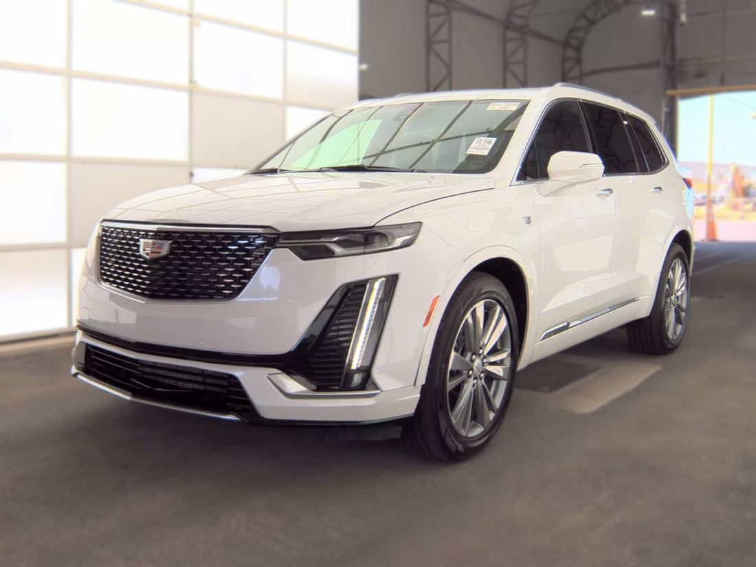 2025 Cadillac Premium Luxury