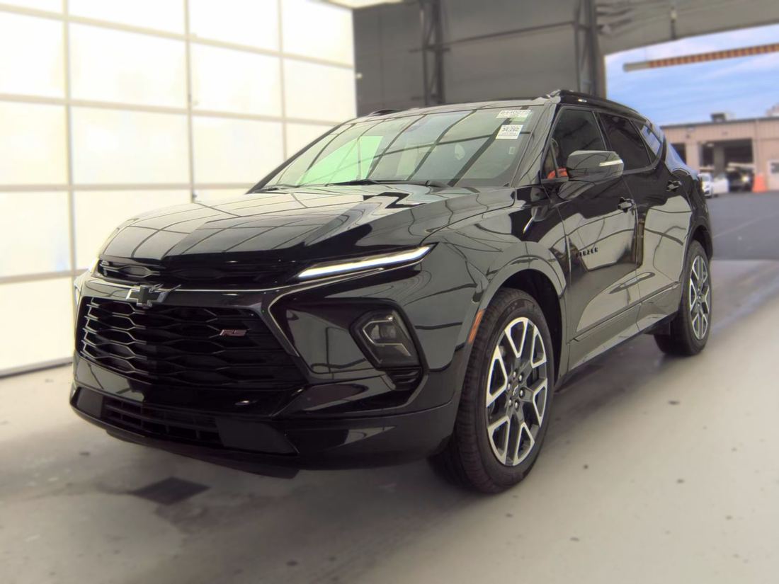2025 CHEVROLET RS