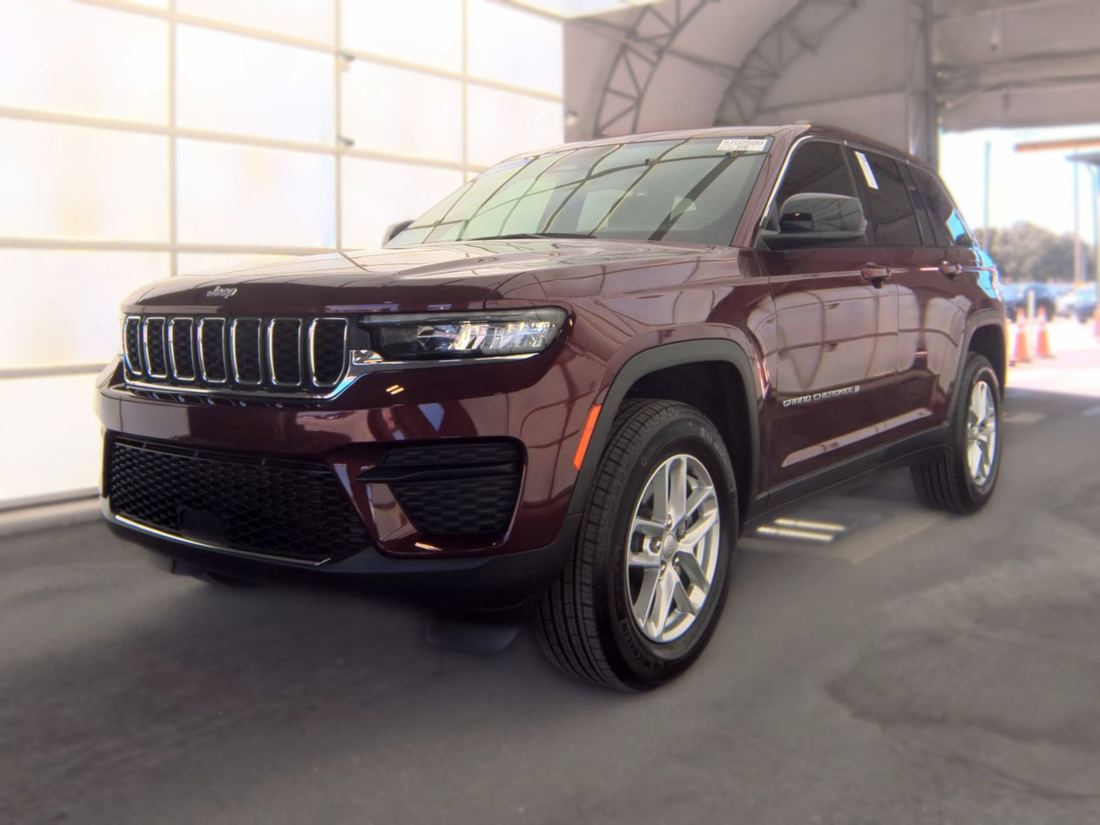 2025 JEEP Laredo, Altitude