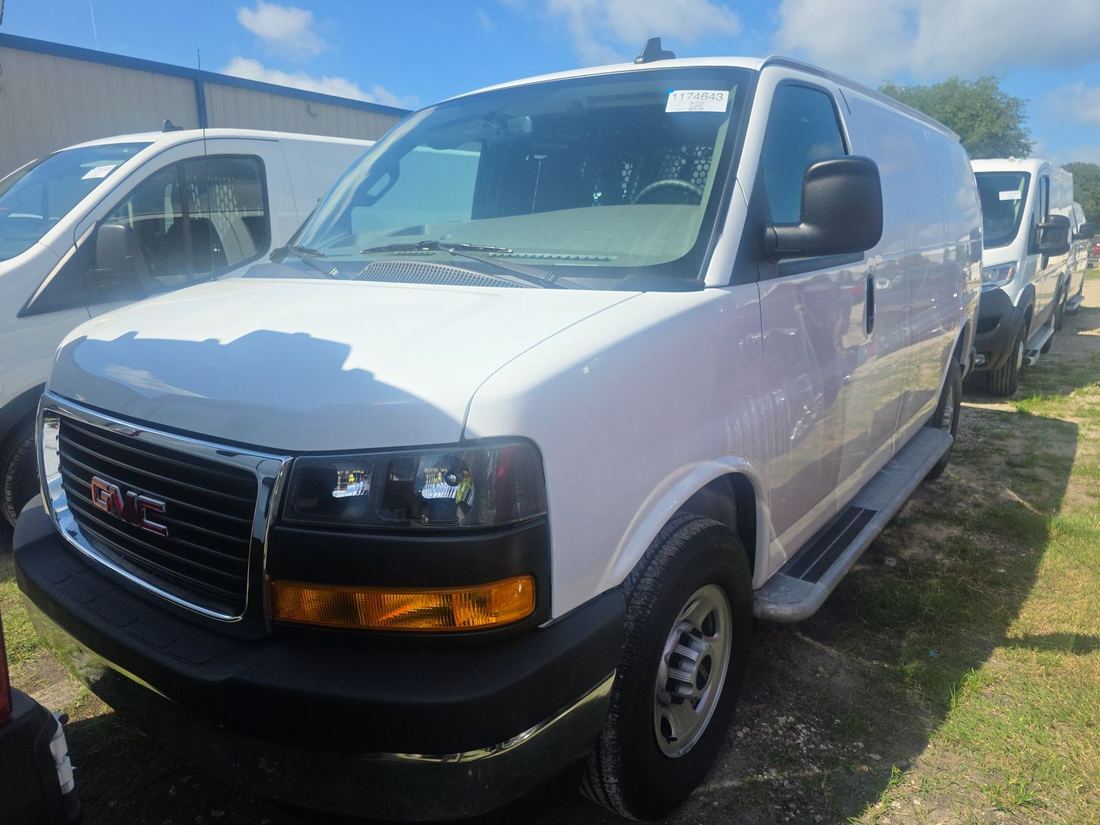 2025 GMC 2500 Cargo
