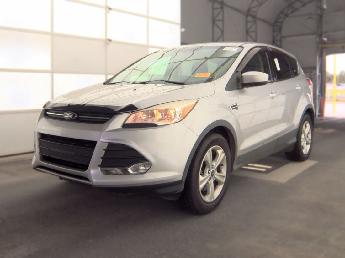 2016 Ford SE