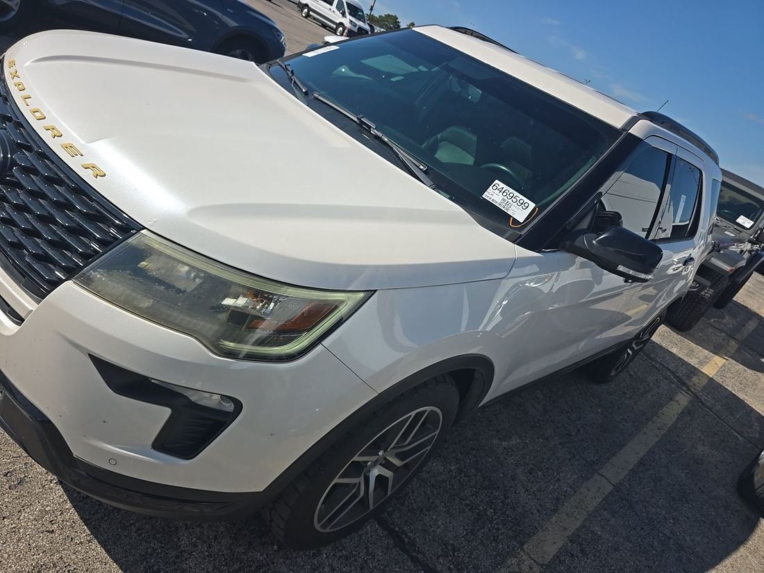 2018 FORD Sport