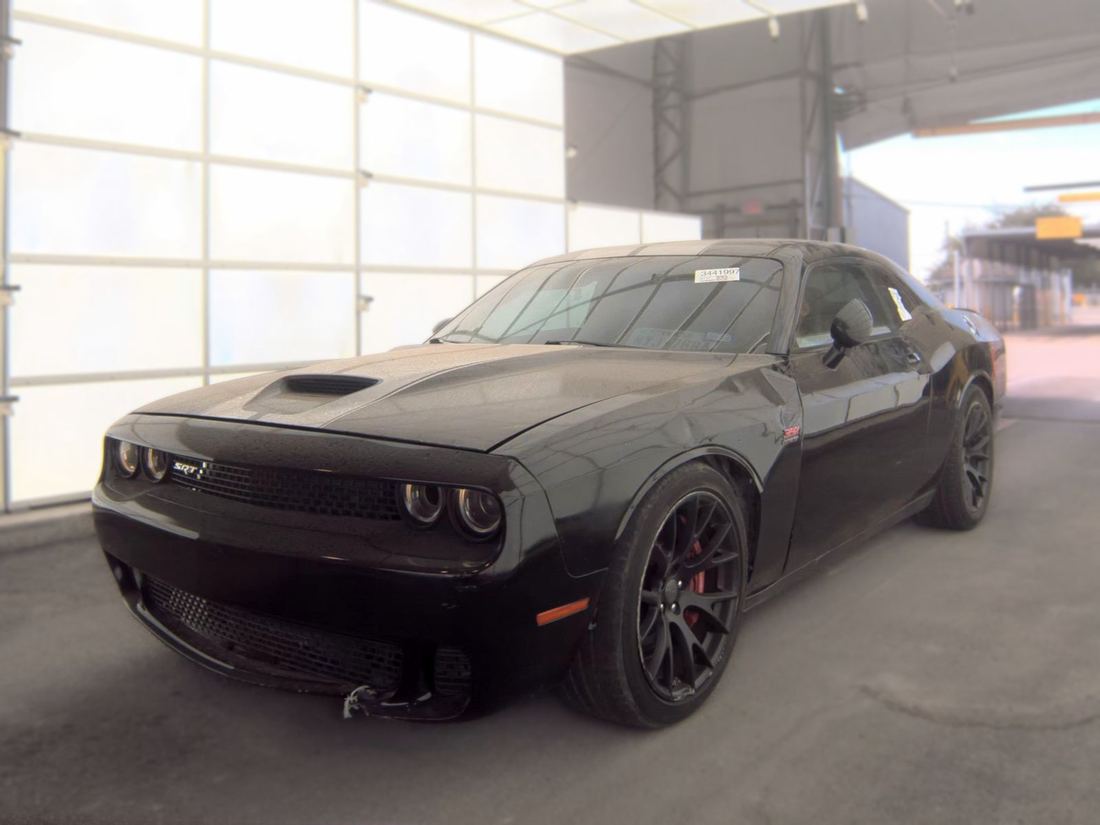 2015 DODGE SRT 392
