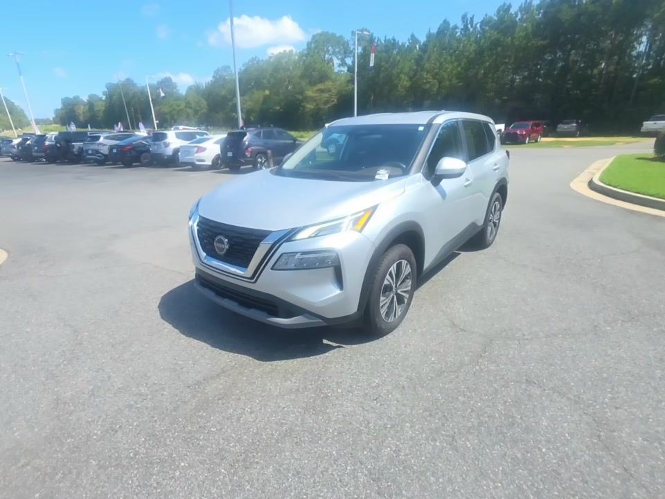 2023 Nissan SV
