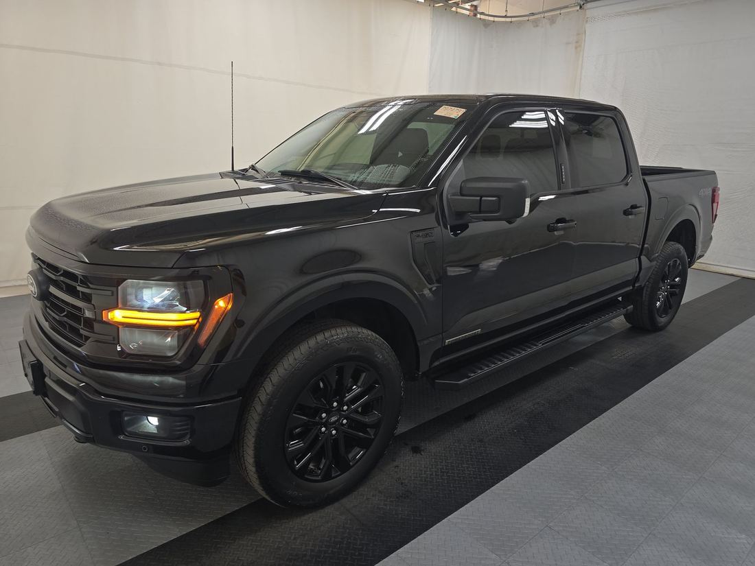 2024 FORD XLT
