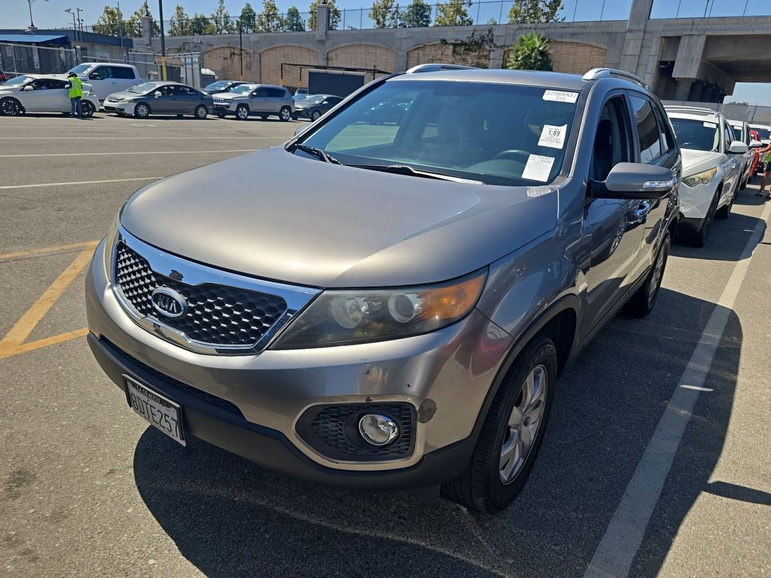 2011 KIA GL