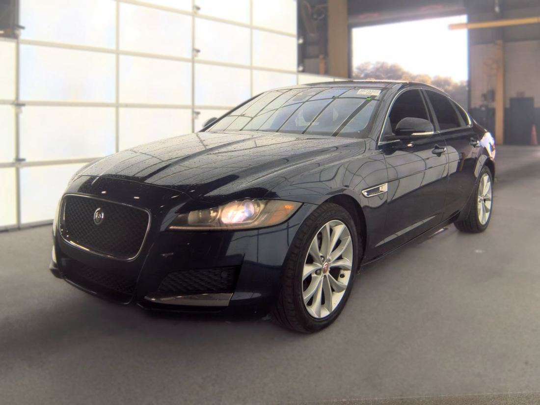2018 JAGUAR Premium