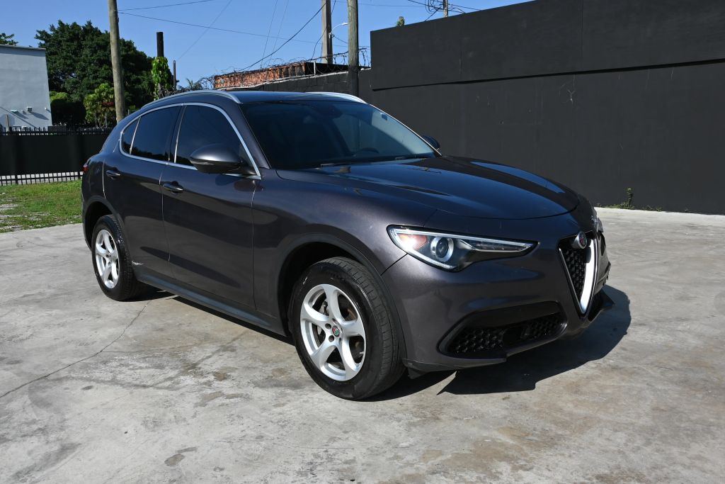 2019 Alfa Romeo BASE