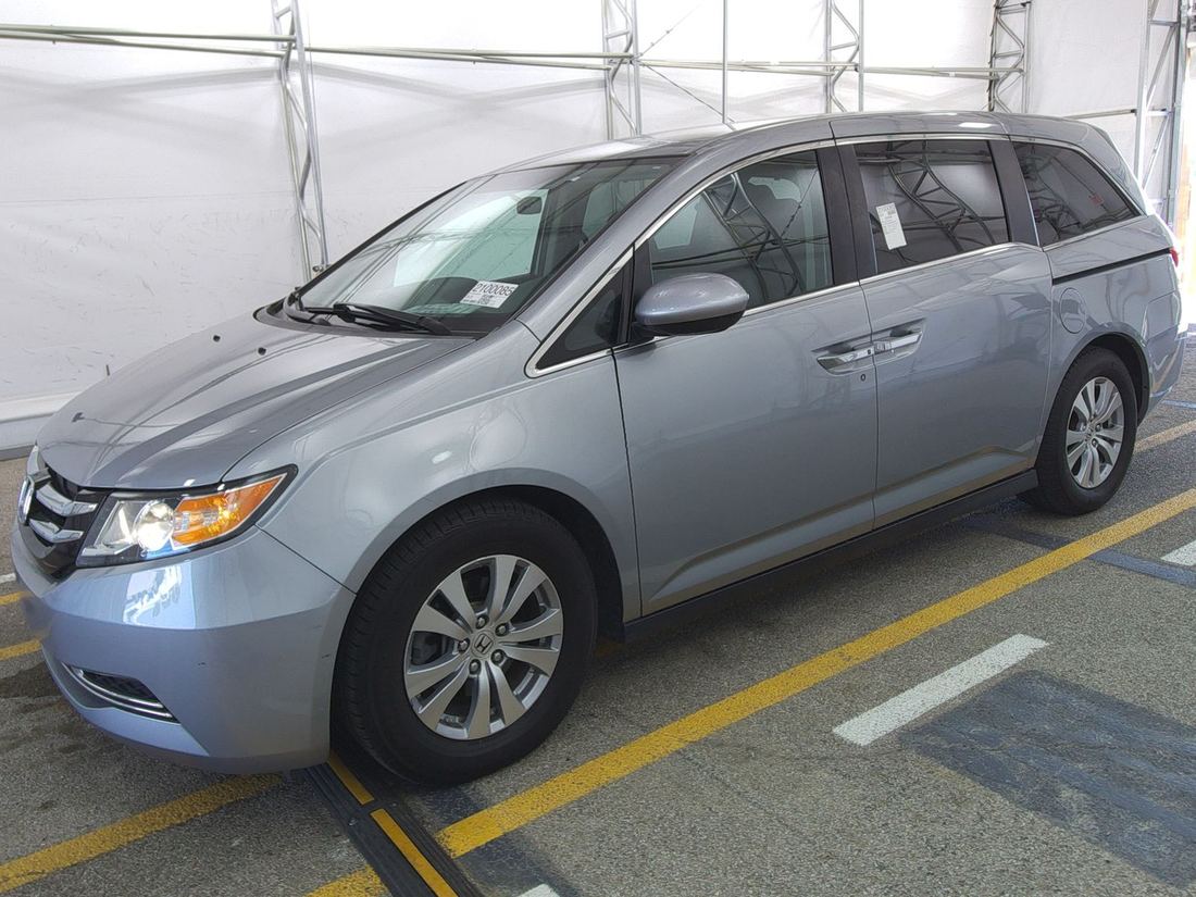 2016 HONDA SE