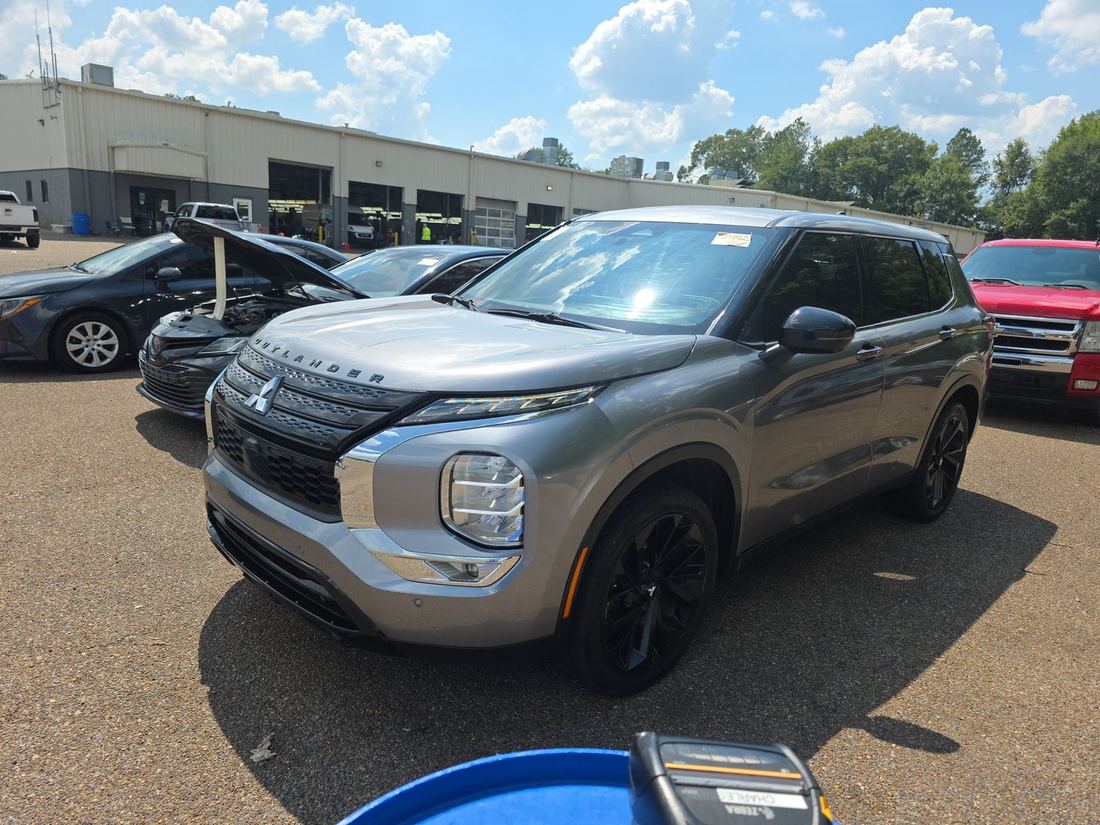 2023 MITSUBISHI SE, BLACK EDITION, SAM