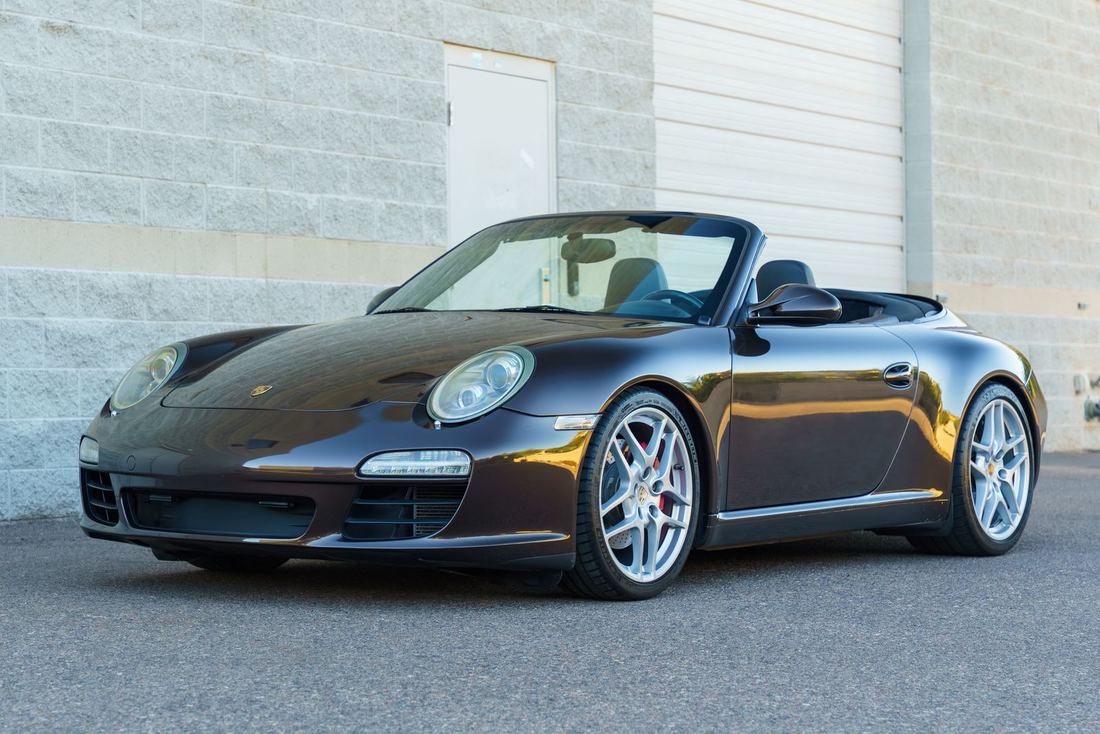 2010 Porsche Carrera