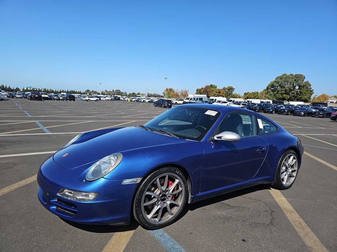 2006 Porsche Turbo (4WD) / GT2 (2WD)