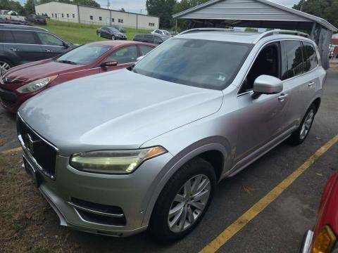 2017 Volvo Momentum
