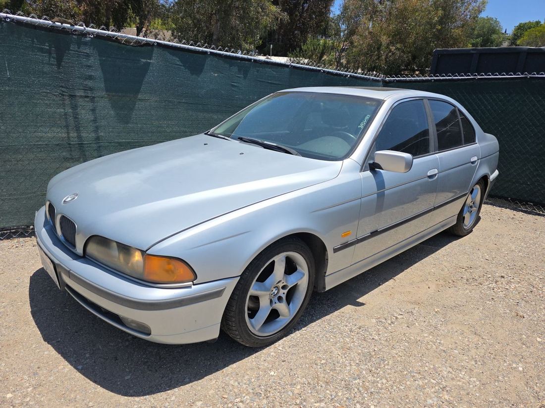 1998 BMW 528i