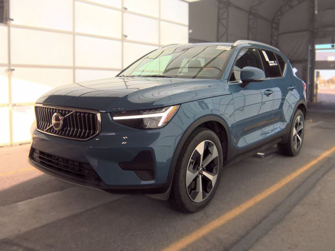 2025 VOLVO Core