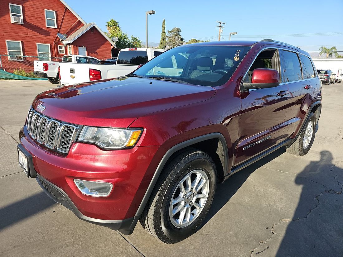 2019 JEEP Laredo