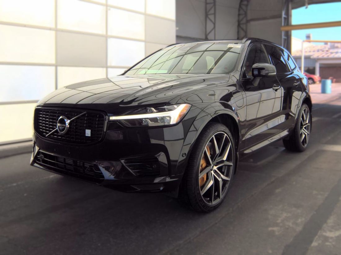 2021 Volvo FWD/eAWD (T8)