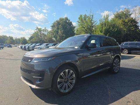 2023 Land Rover P400 Dynamic SE