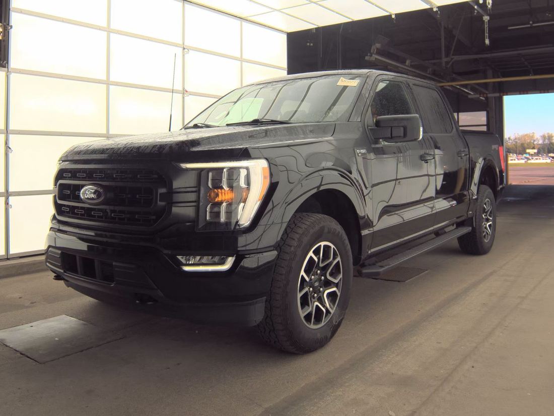 2023 Ford SuperCrew