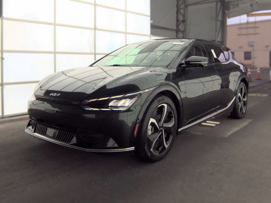 2023 KIA Light, Wind