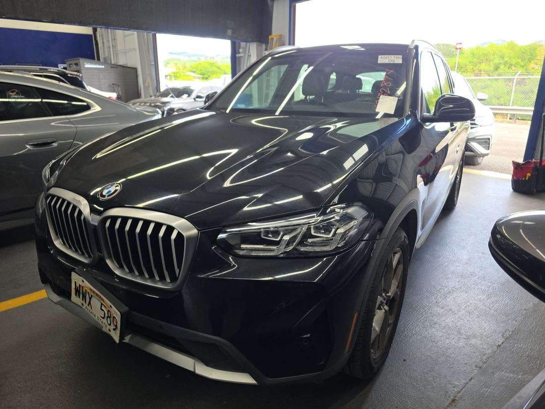 2024 BMW sDrive30i