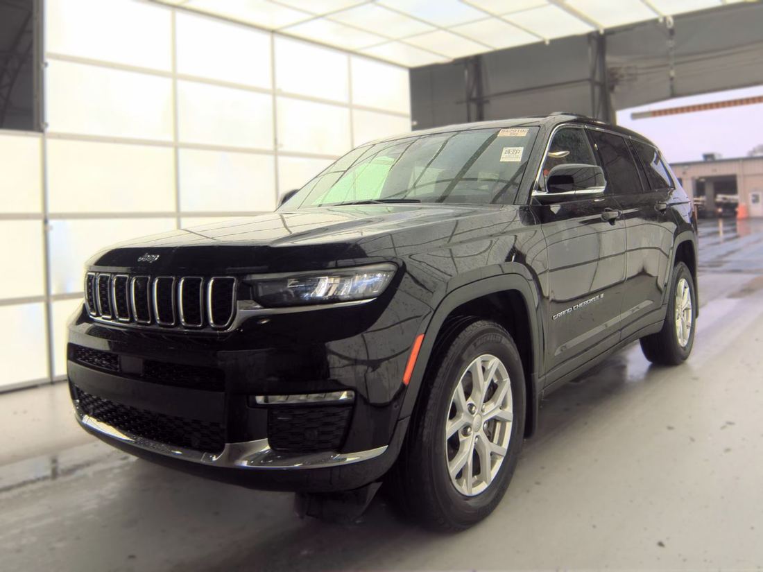 2023 JEEP Limited