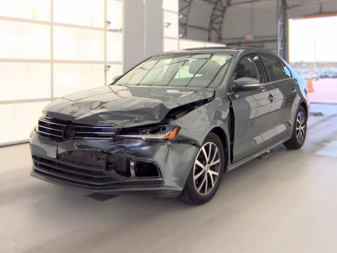 2017 Volkswagen SE