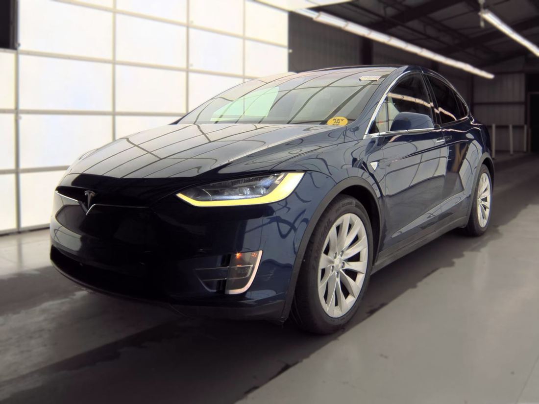 2018 TESLA Model X