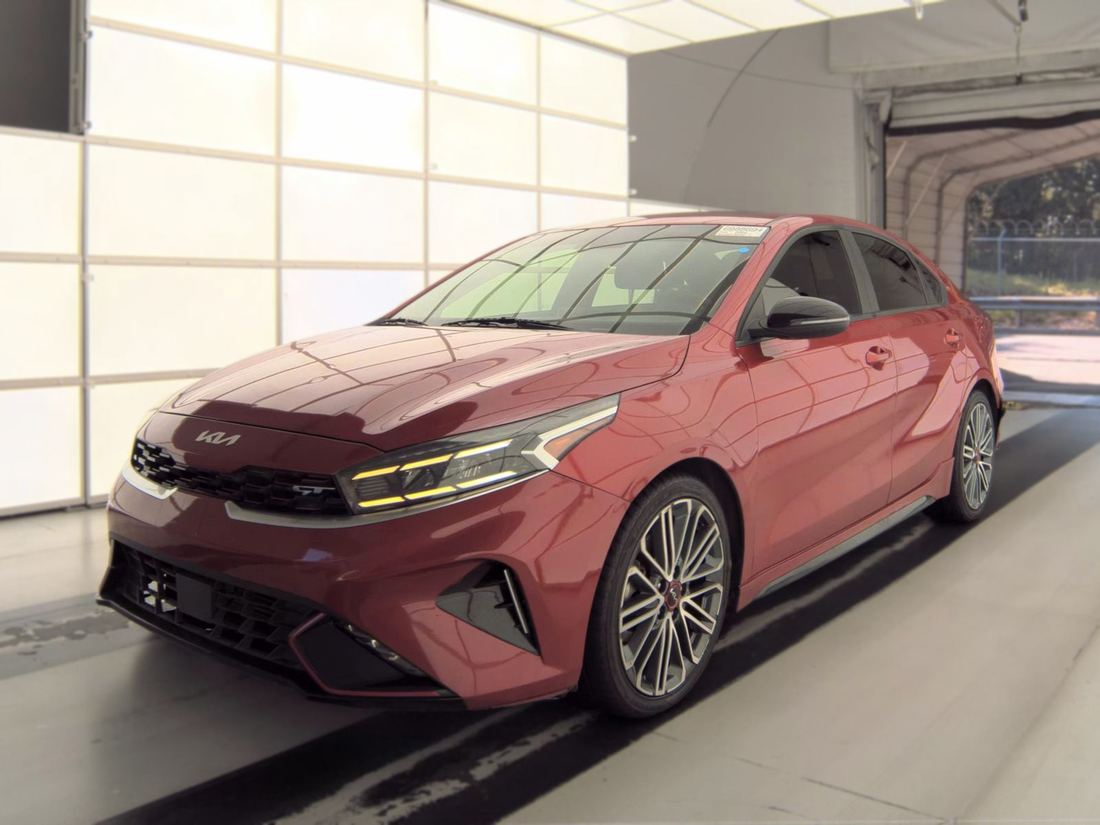 2022 KIA GT