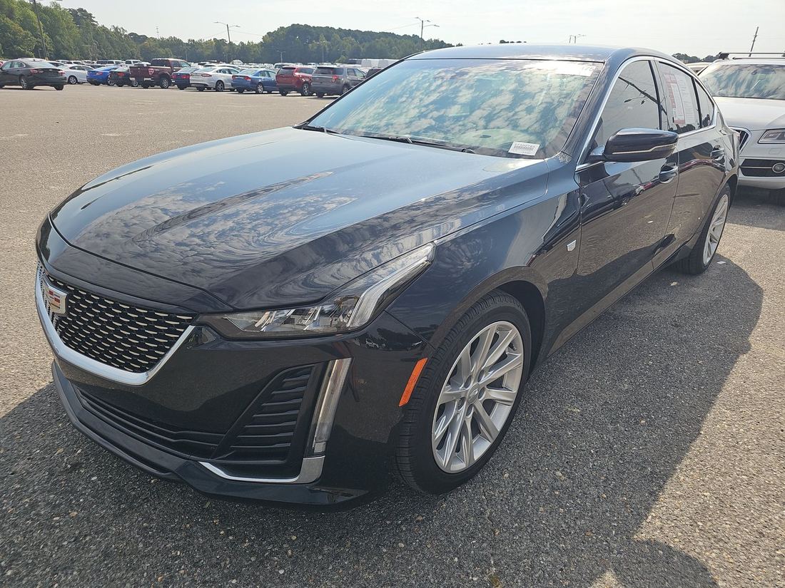 2023 CADILLAC Luxury