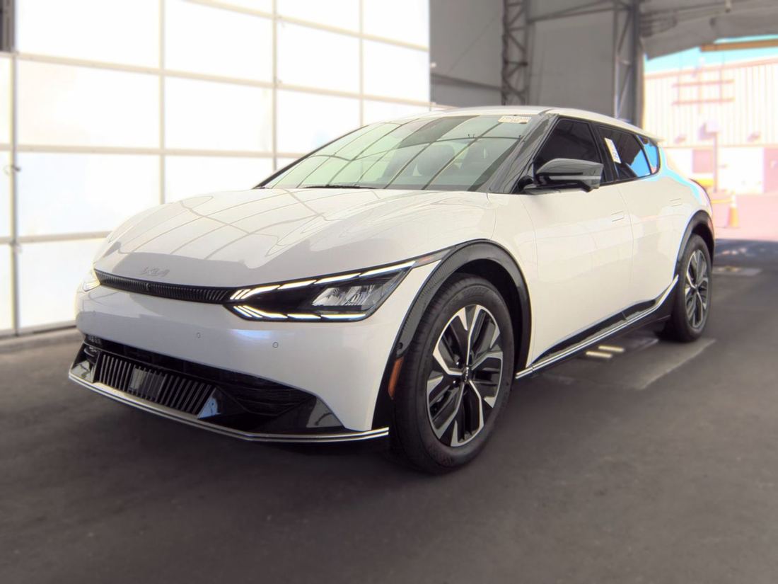 2024 KIA Light, Wind