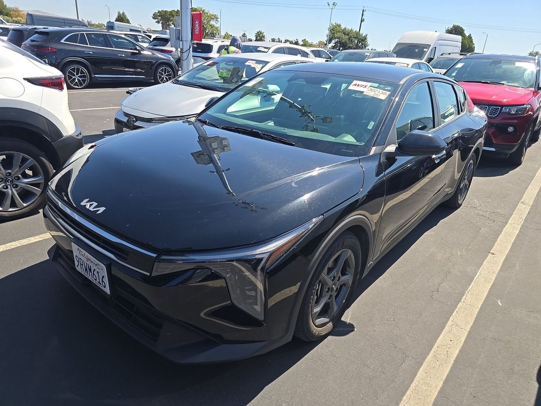 2025 KIA LX, LXS