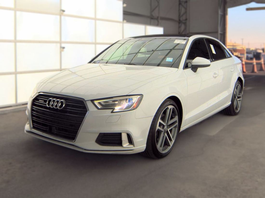 2018 AUDI quattro Premium, quattro Komfort (Canada)