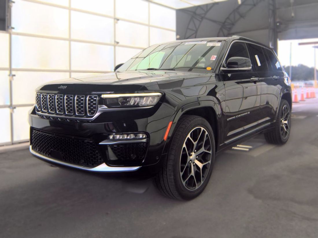 2023 JEEP Summit, Summit Reserve
