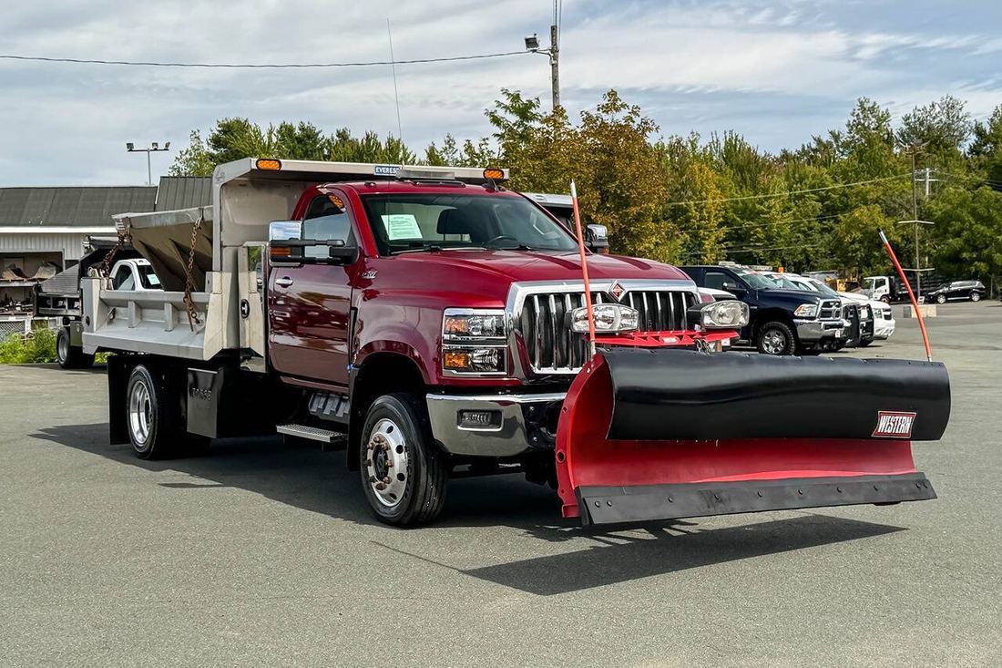 2021 International CV