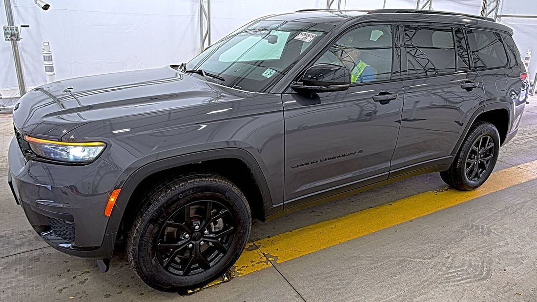 2024 JEEP WL