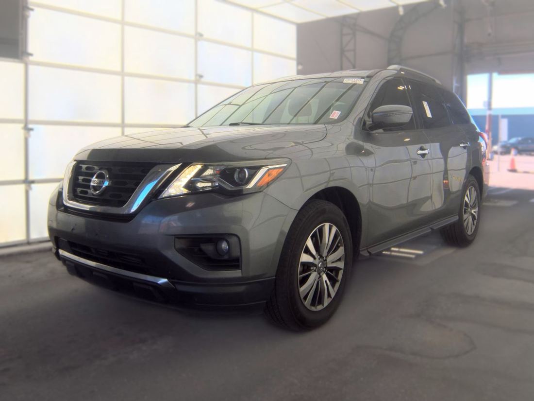 2020 NISSAN SV