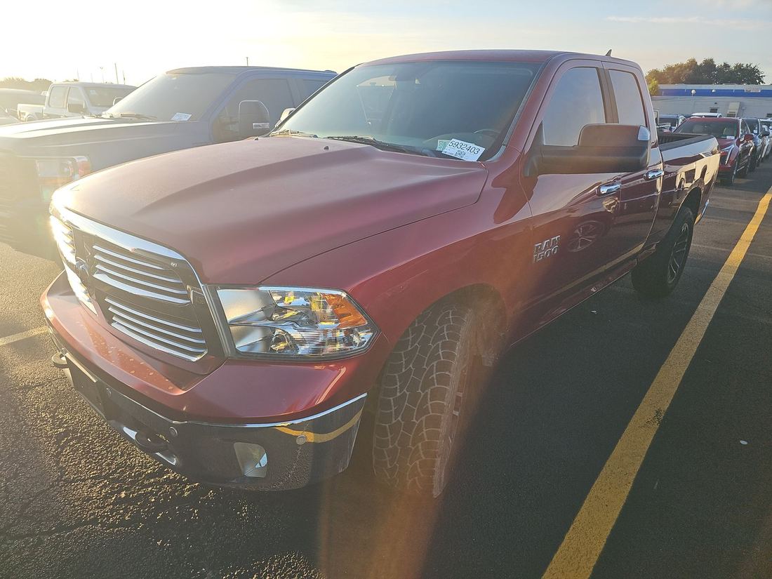 2015 Ram SLT