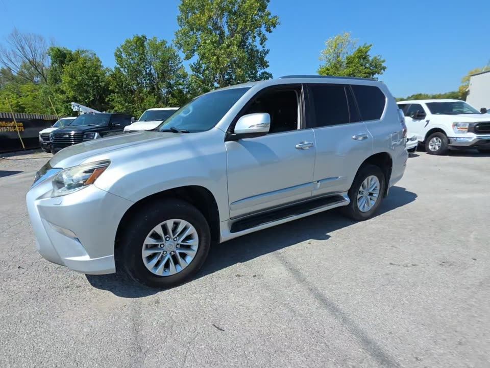 2015 LEXUS URJ150L