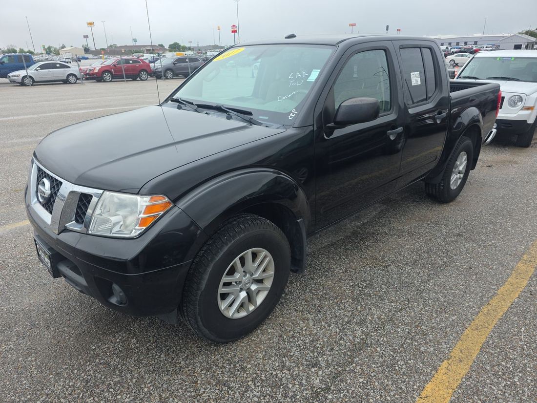 2017 NISSAN Frontier