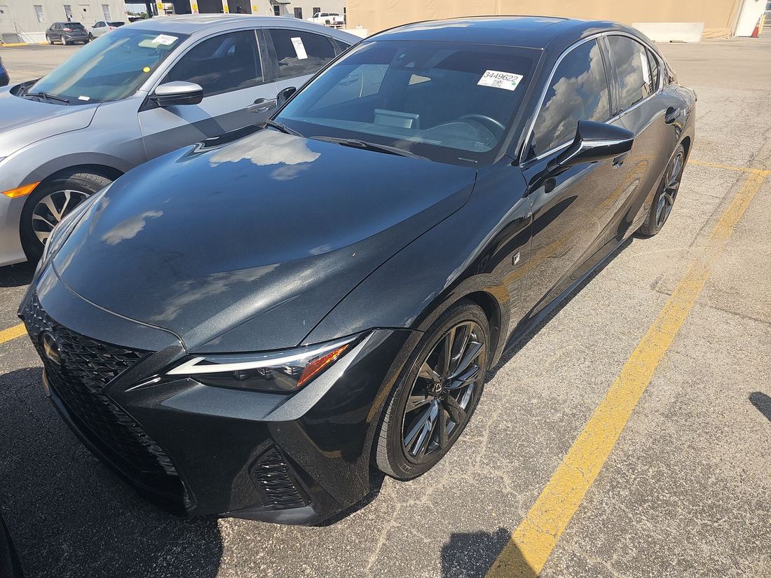 2024 LEXUS 31 Series
