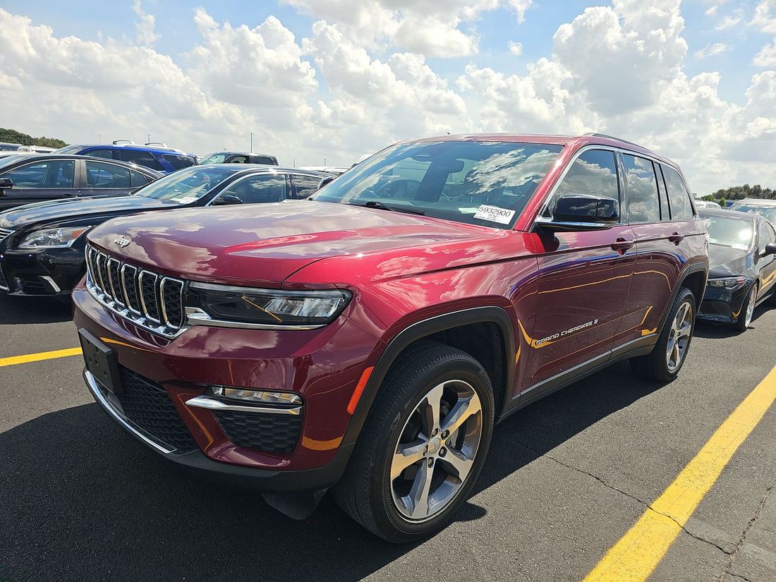 2023 JEEP Limited