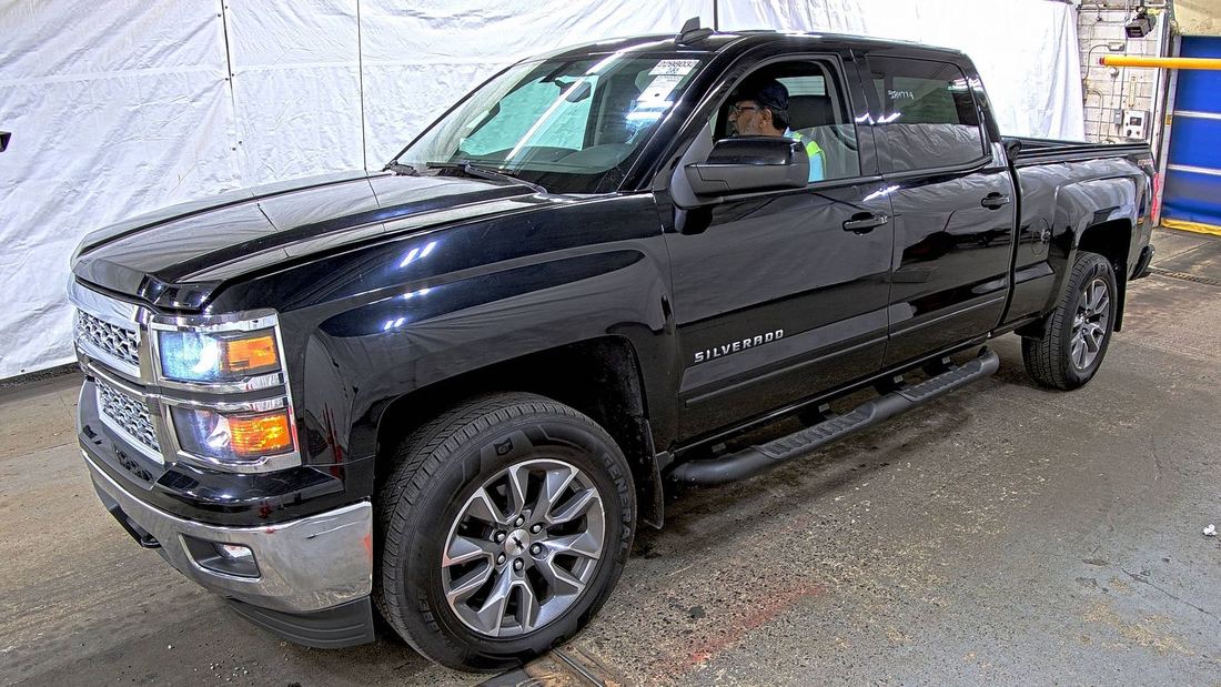 2015 CHEVROLET 1500