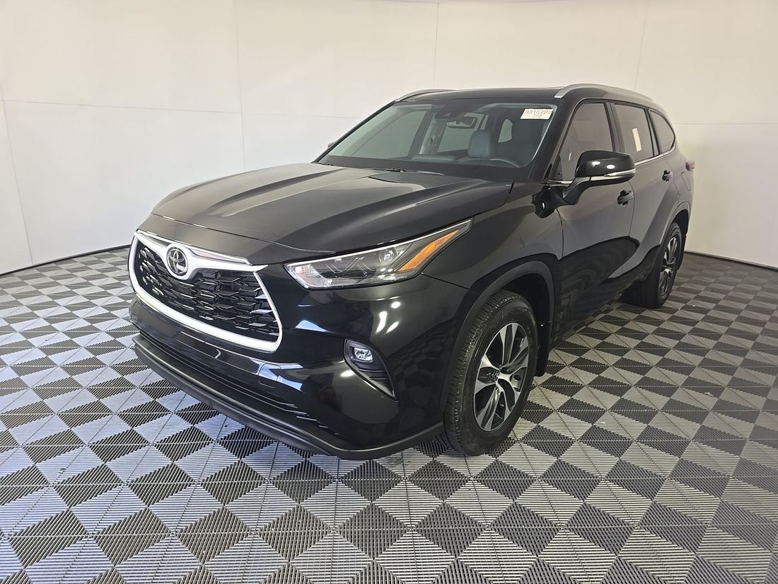 2026 TOYOTA 75 Series